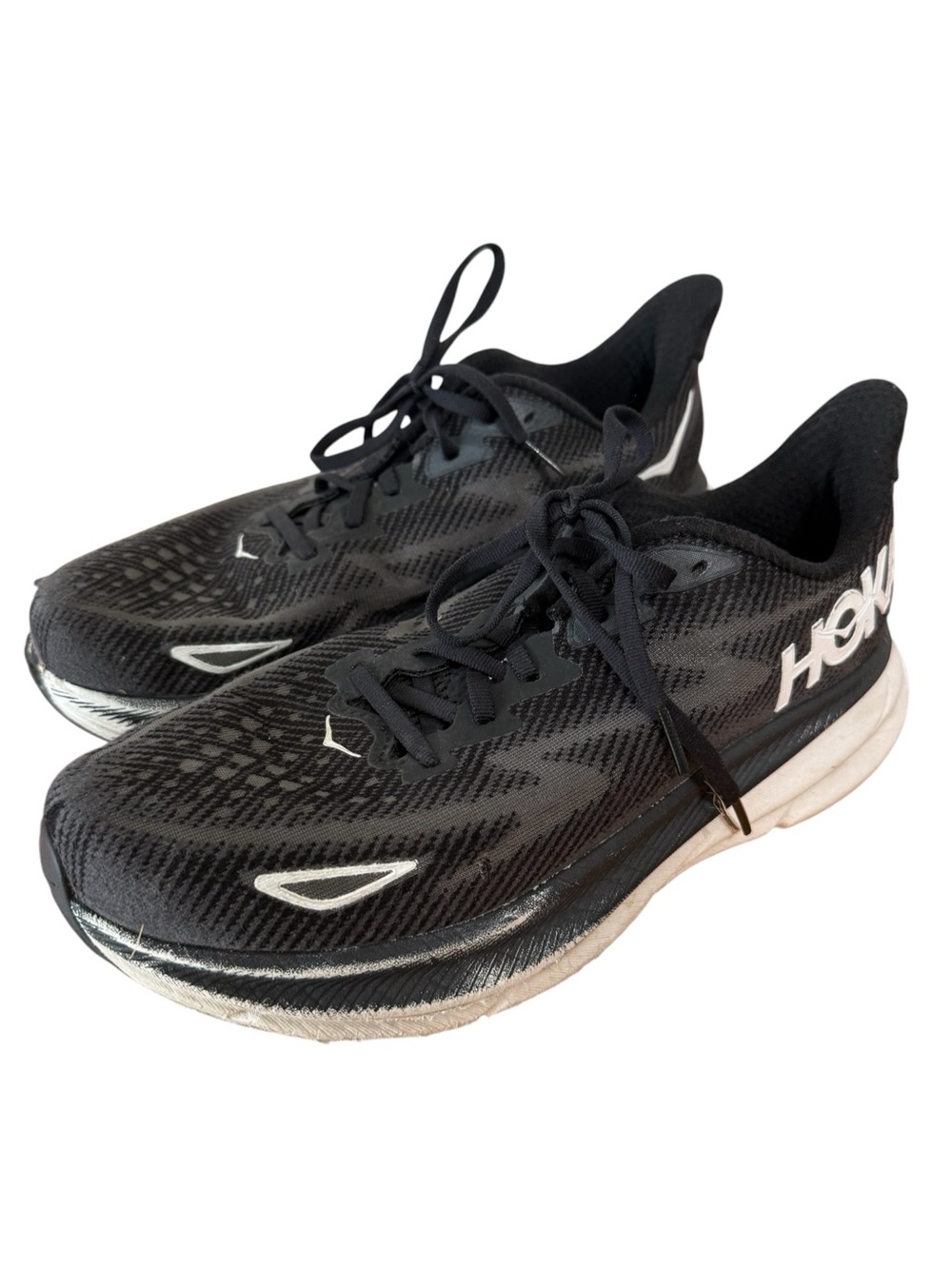 Hoka One One Clifton 9 Men’s Size 9 Black & White